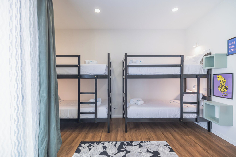 Bedroom 27