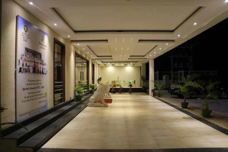 Others 4, DSR Madhanam Inn, Thanjavur