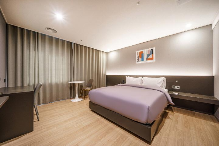 Bedroom 29