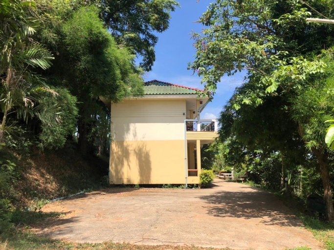 Exterior 2