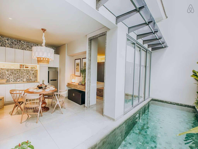 Others 2, Gorgeous 1BR Villa with Private Pool for Couple, Badung