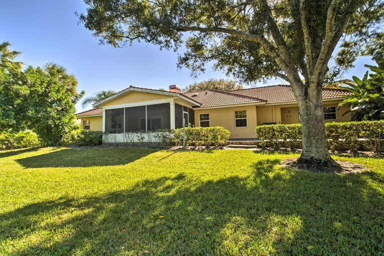 Others 4, Pet-Friendly Home in Vero Beach, 1 Mi to Beach!, Indian River