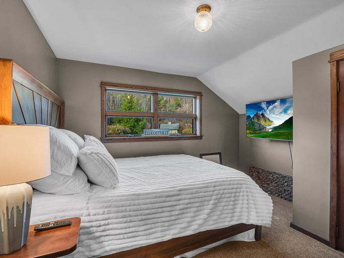 Bedroom 27