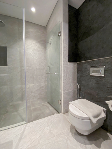 Bathroom 26