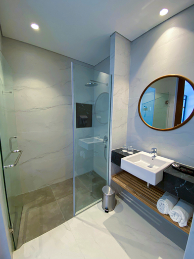 Bathroom 11
