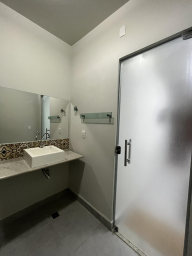 Bathroom 3, Vitor Moreira pousada campo verde ltda, São João del Rei