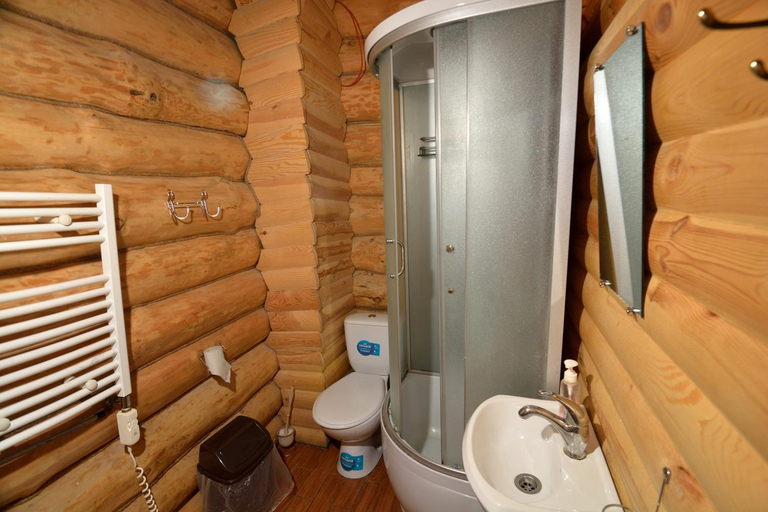 Others 3, Drin-lux-cotteges, Skolivs'kyi