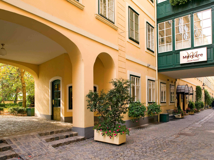 Exterior & Views 2, Mercure Grand Hotel Biedermeier Wien, Wien