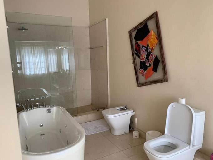 Others 3, Acacia Inn GuestHouse, Maputo