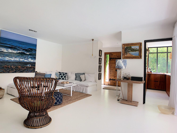 Others 2, Villa Riviera, Alpes-Maritimes