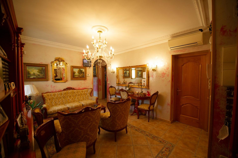 Others 2, Hostal Paquita, Madrid