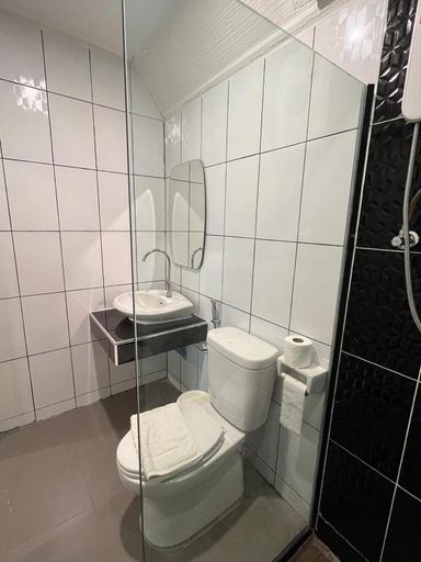 Bathroom 8