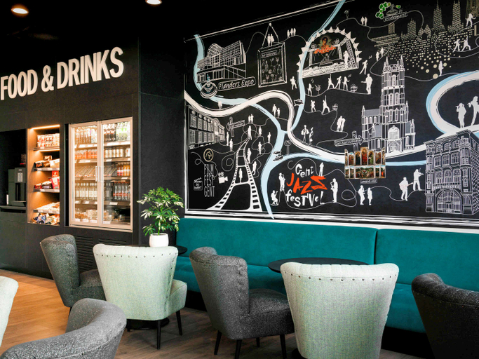 Food & Drinks