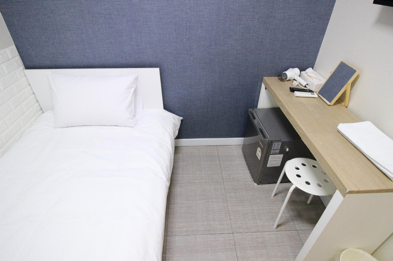 Bedroom 7