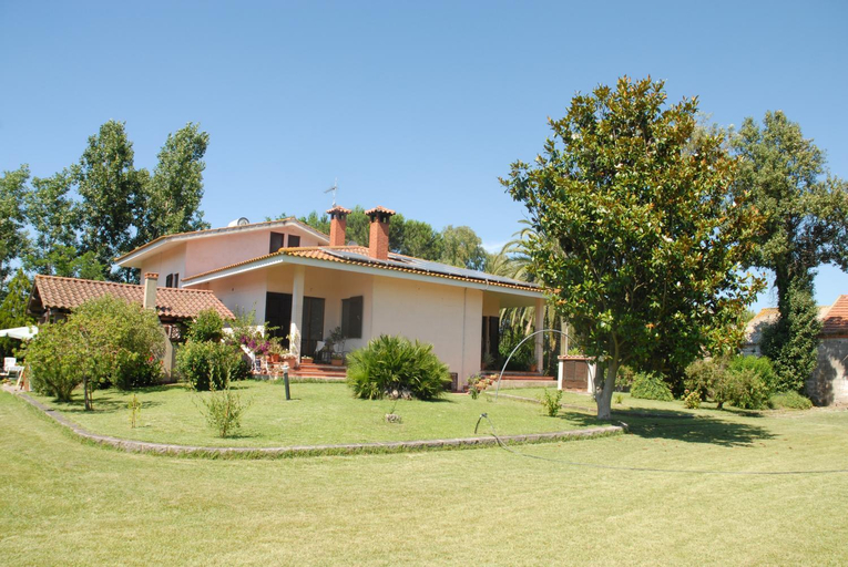 Others 5, B&B Fra e Fe, Oristano