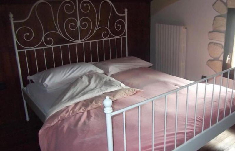 Bedroom 16