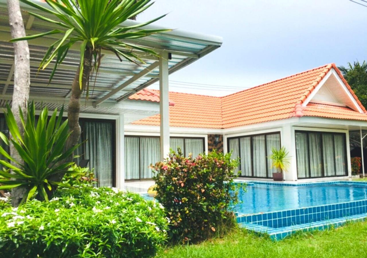 Baan Golden Pool Villa, K. Sam Roi Yot