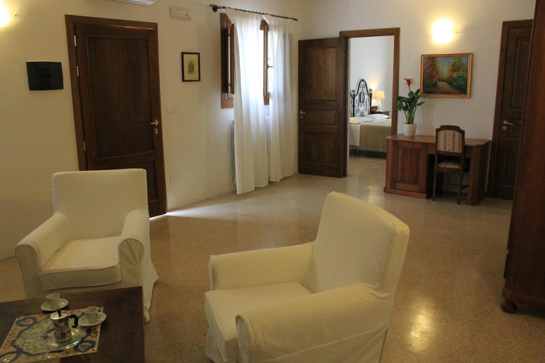 Others 5, Masseria Zambardo, Brindisi