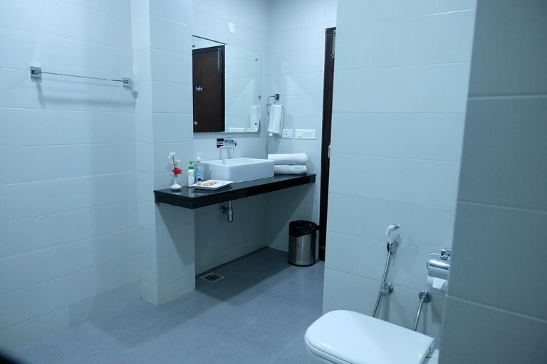 Bathroom 3, Black Mango Resort, Sirmaur