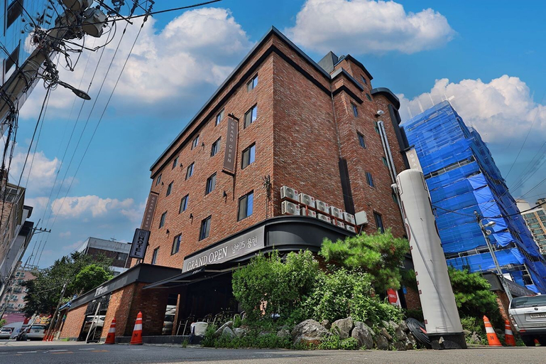 Exterior & Views 2, NO.25, Nam