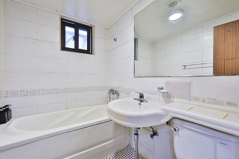 Bathroom 6