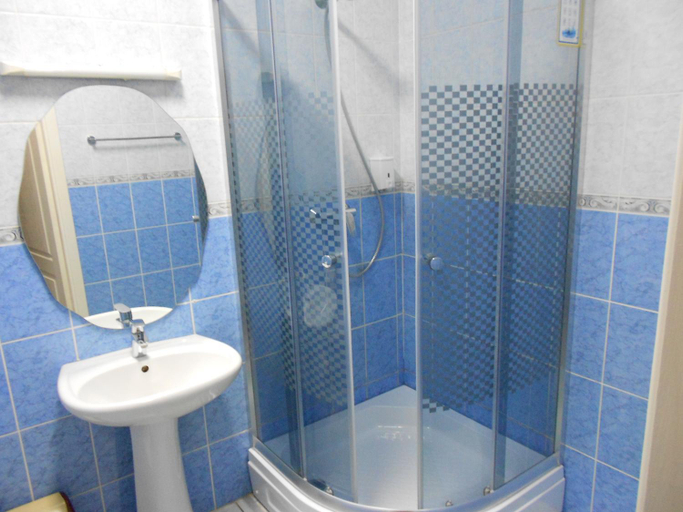 Bathroom 4, Galant Hotel, Boryspil's'ka