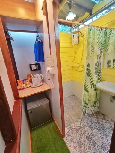 Bathroom 6