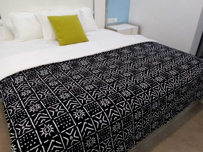 Others 3, Hôtel-228, Golfe (incl Lomé)