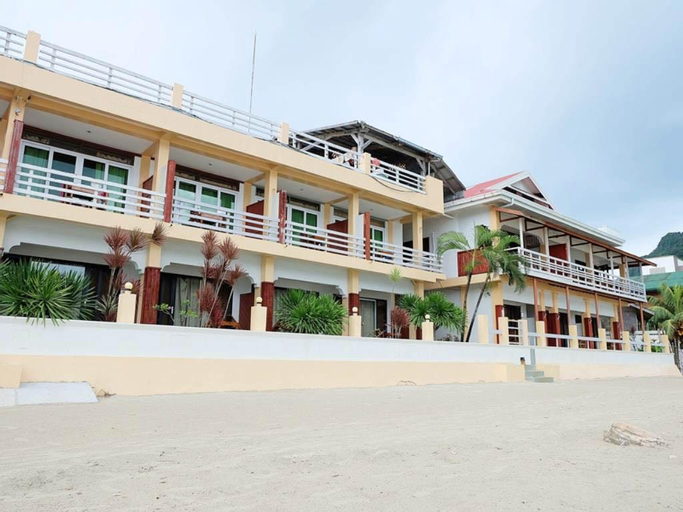 Exterior 15