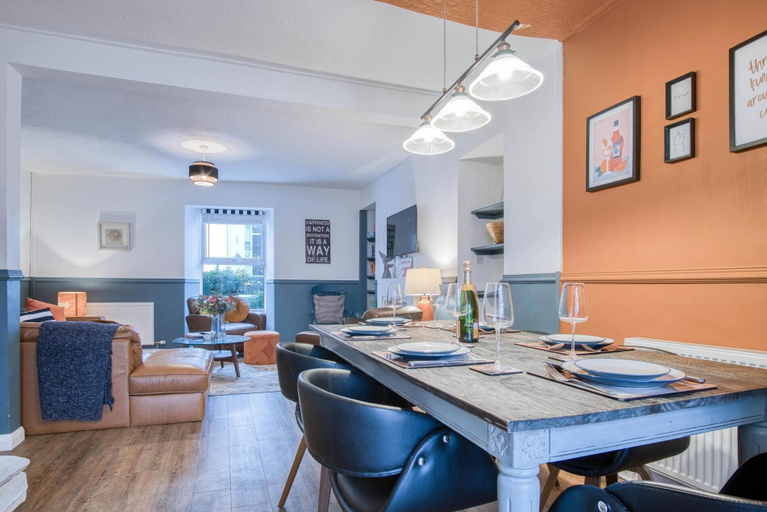 Food & Drinks, Lobster Cottage - 3 Bedroom Cottage - Tenby, Pembrokeshire