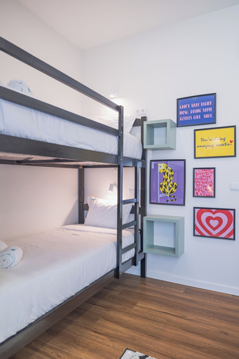 Bedroom 21