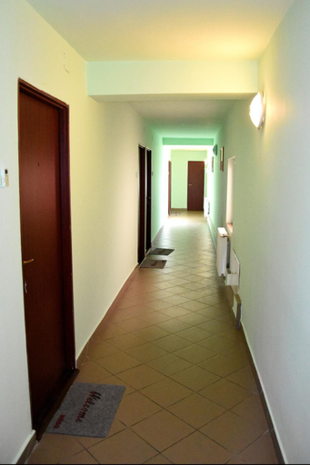 Others 5, Casa Otilia, Cluj-napoca