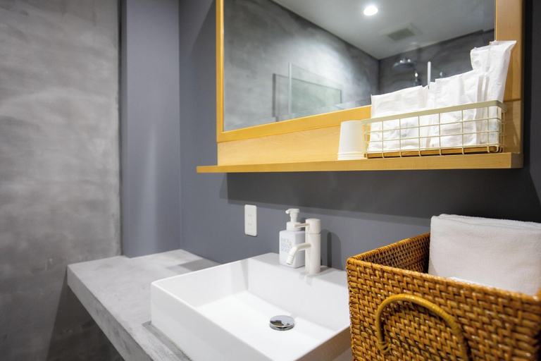 Bathroom 4, Konastay Izu-Nagaoka - Hostel, Izunokuni