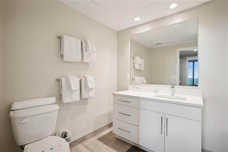 Others 3, National at Rosslyn Towers, Arlington