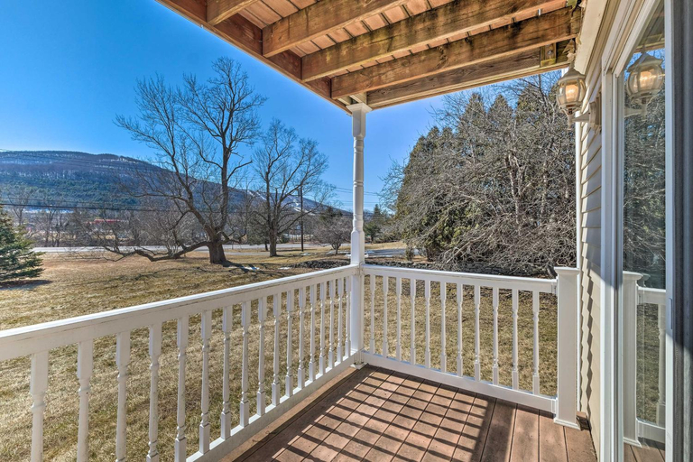 Others 4, Cozy Catskill Condo - 2 Mi to Windham Mountain Ski, Greene
