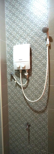 Bathroom 20