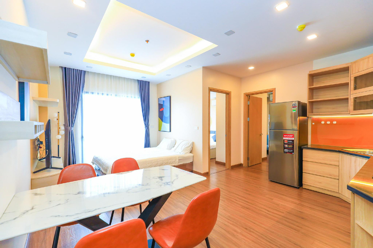 Dining Room 10