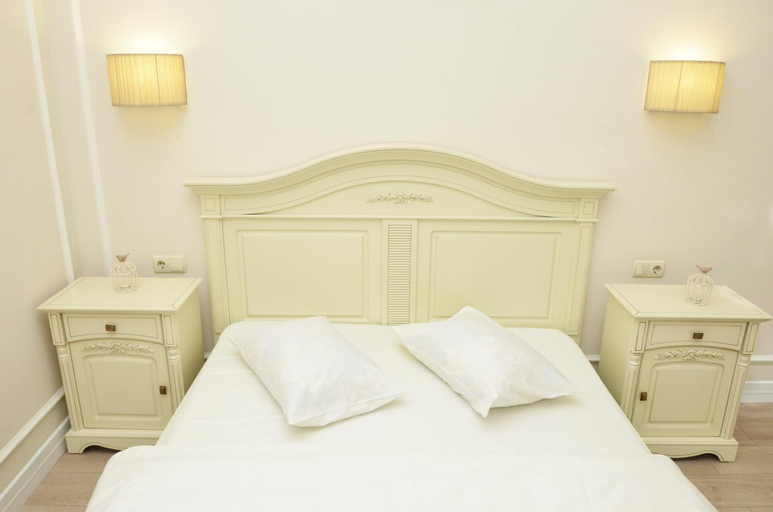 Others 5, Hotel Menshikov, Odes'ka