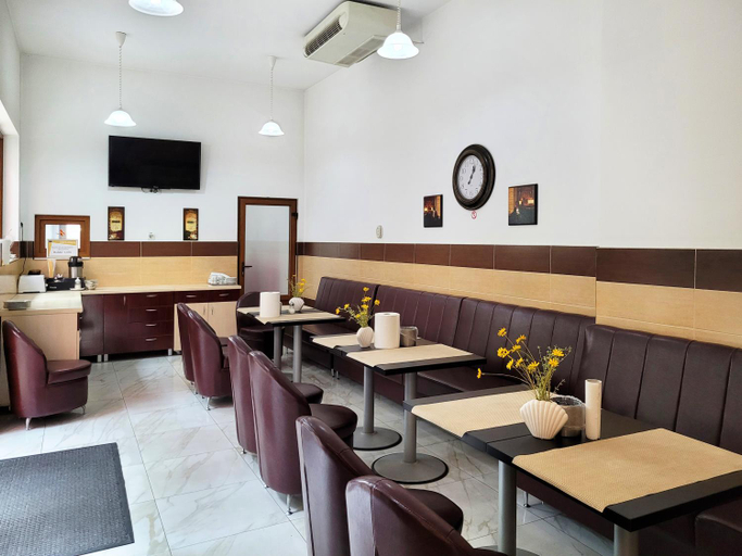 Food & Drinks 3, Vila Dorobantilor, Cluj-napoca