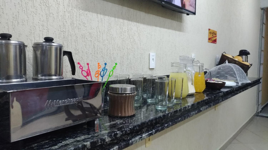 Food & Drinks 4, Poupahotel Bairro, Taubaté