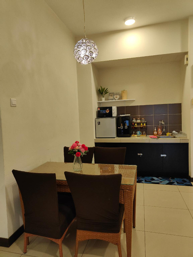 Dining Room 6