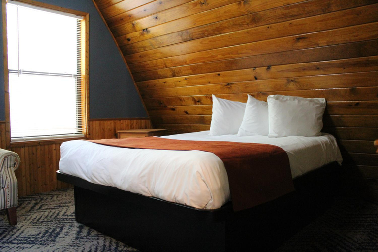 Bedroom 2, Canyon Lakeview Resort, Comal