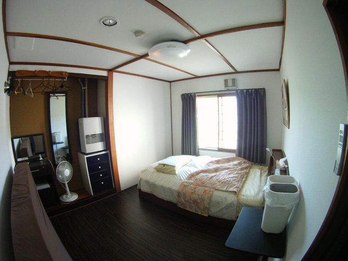 Bedroom 2, P-Dash Garden Guest House, Asahikawa
