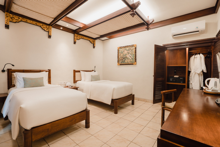 Bedroom 12