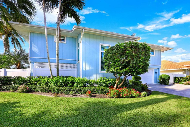 1187 Bond Court, Collier