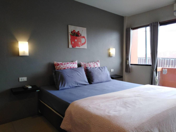 Bedroom 2, Sri Krung Deluxe Hotel, Phra Nakhon Si Ayutthaya