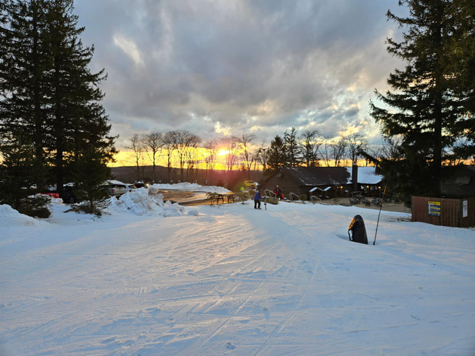 Others 5, Sunset Cottage Motel Rooms, Westmoreland