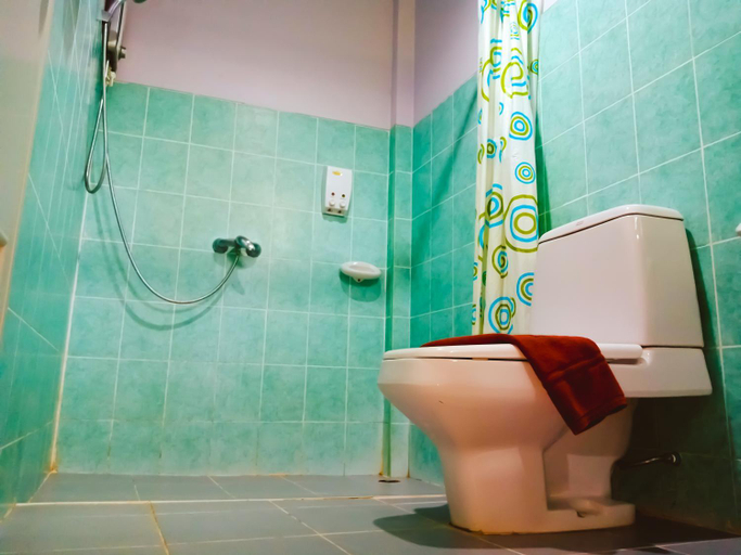Bathroom 3, Ban Tai Resort, Ko Phangan