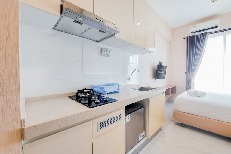 Others 2, Well Design and Comfy Studio Sky House BSD Apartment By Travelio, South Tangerang