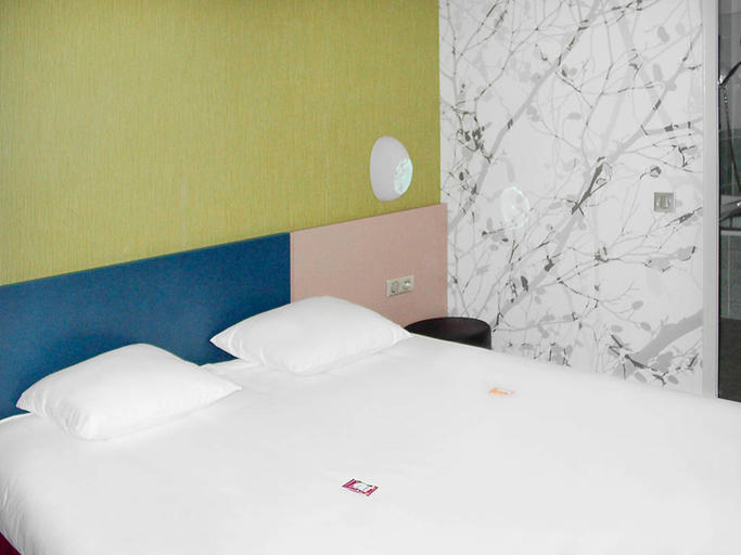 Bedroom 4, ibis Styles Perigueux Trelissac, Dordogne